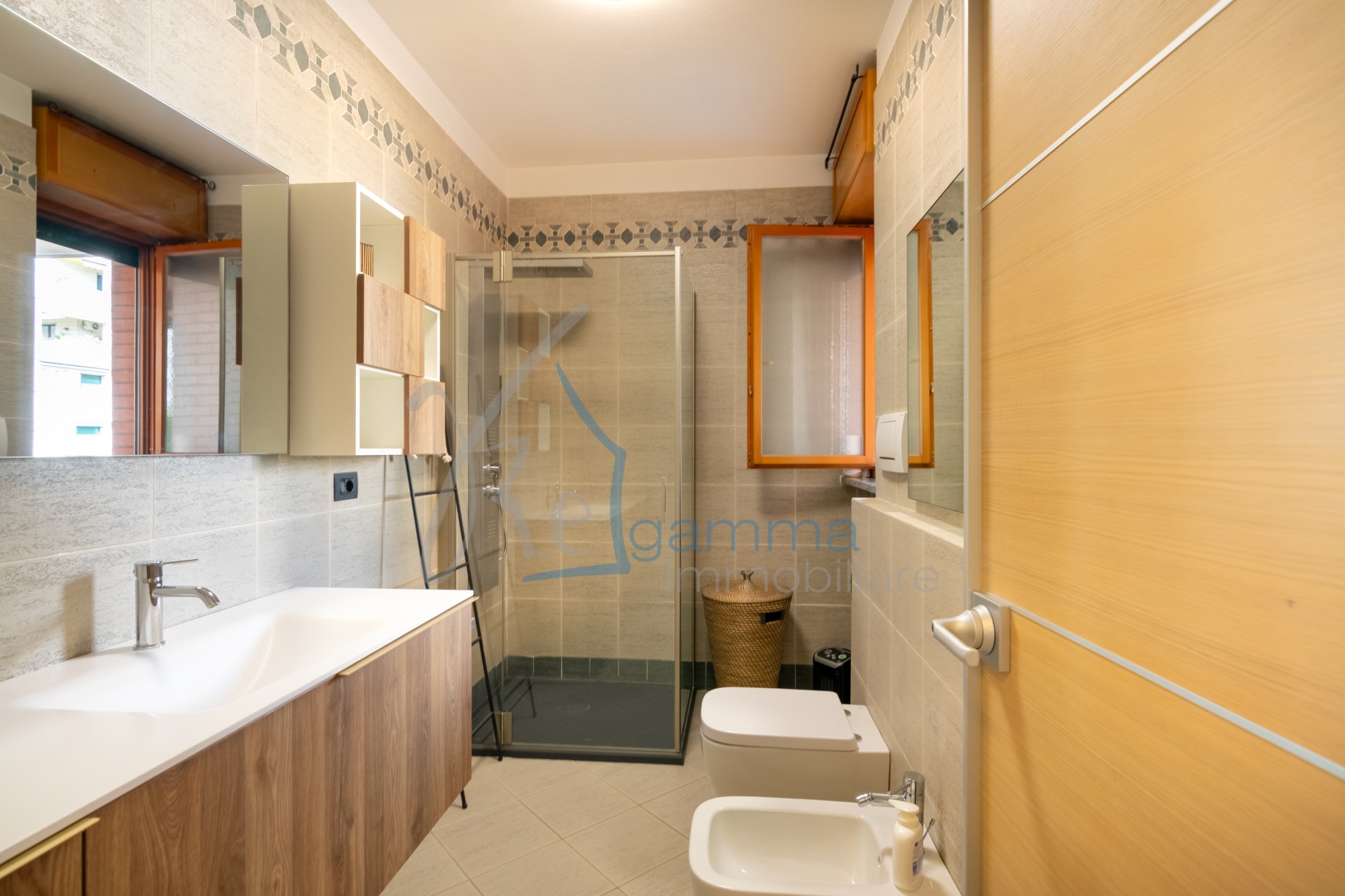 bagno_bilocale_locazione_via_avezzana_regamma_immobiliare