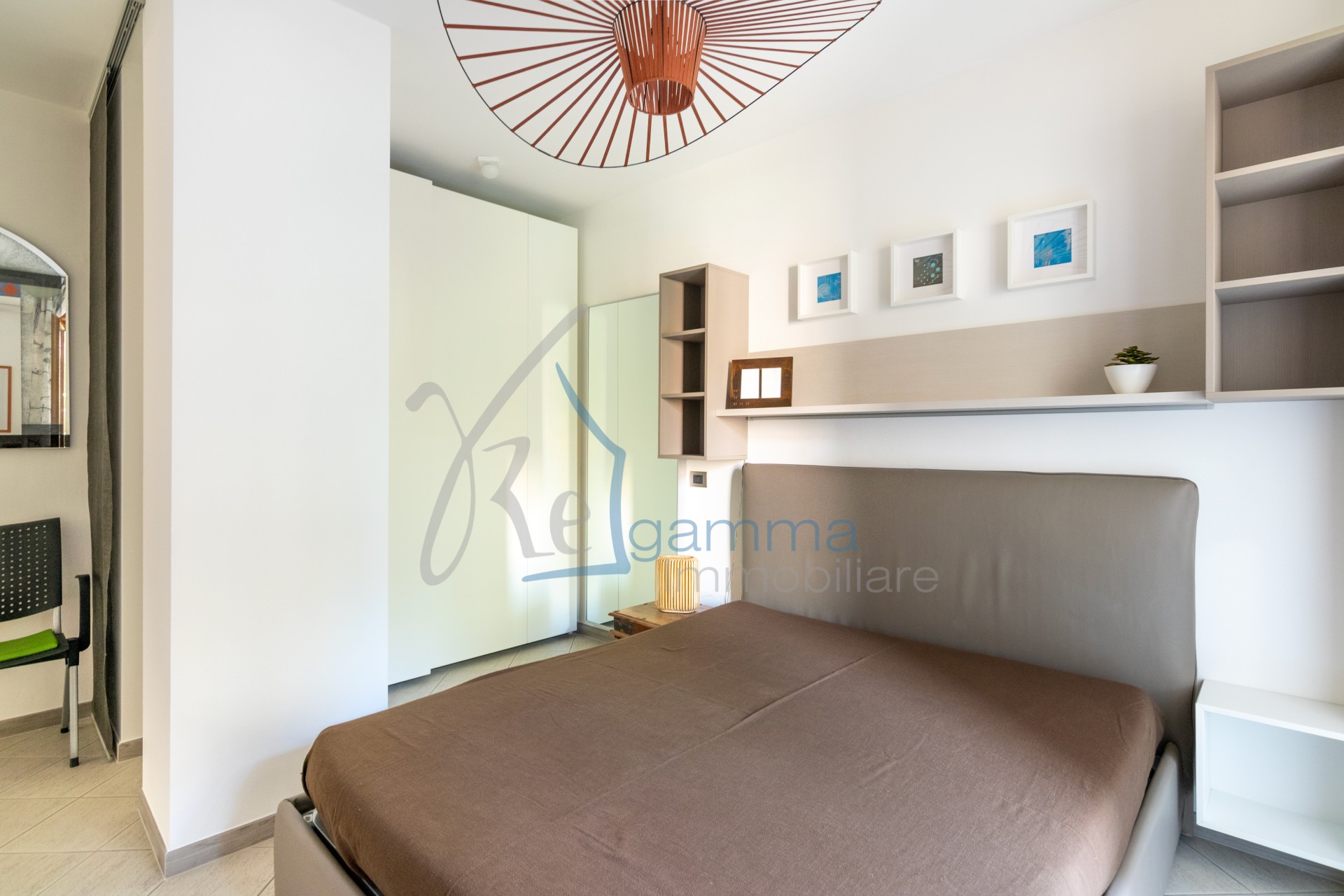 camera_da_letto_bilocale_locazione_via_avezzana_regamma_immobiliare(1)