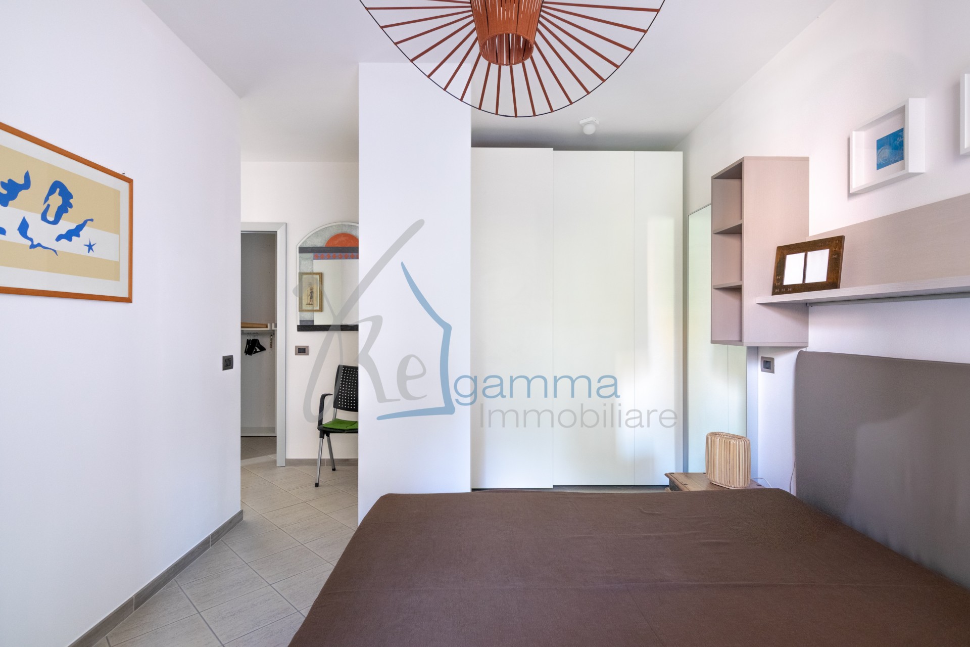 camera_da_letto_bilocale_locazione_via_avezzana_regamma_immobiliare(2)